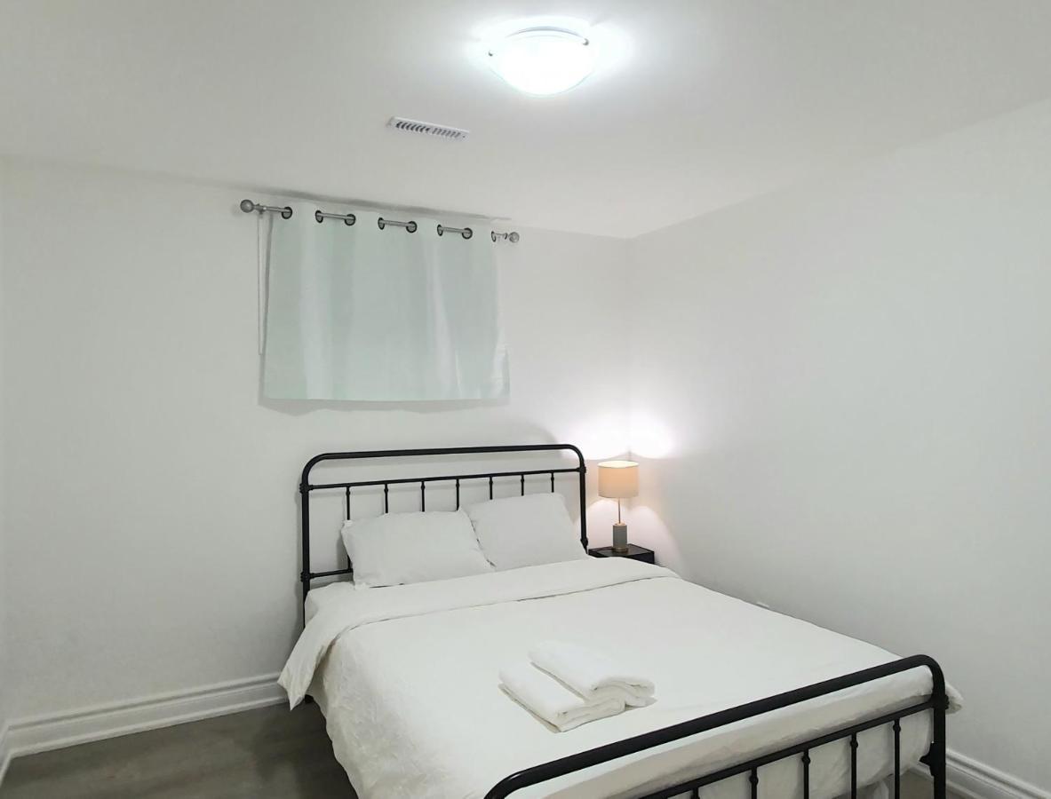 A Home Away Toronto Eksteriør billede